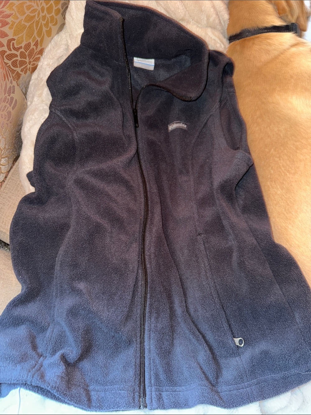 Columbia Women’s Black Zip-Up Fleece Vest